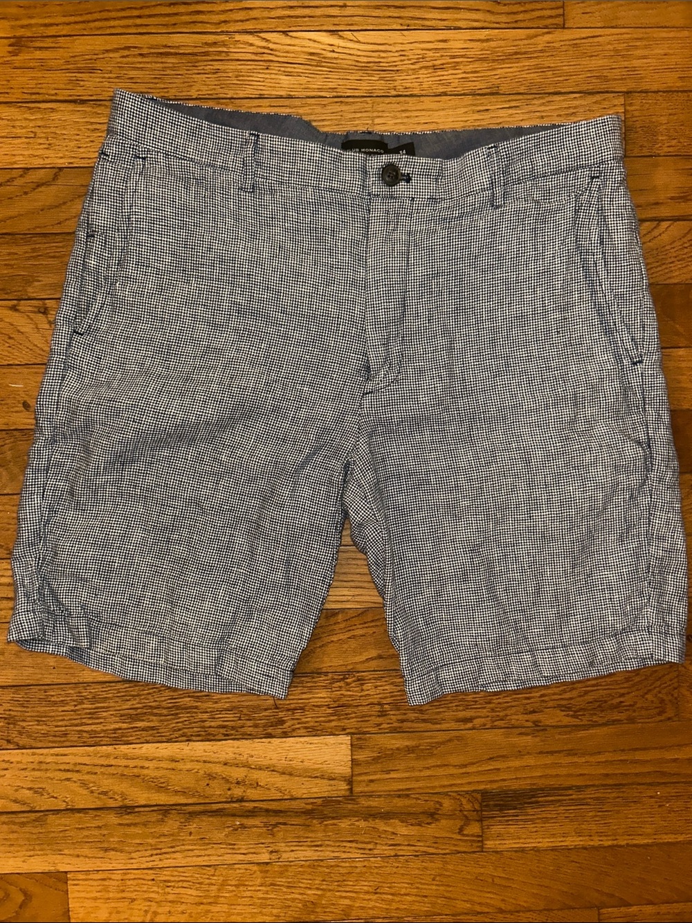 Club Monaco sz 34 Navy and White Houndstooth Tailored maddox shorts